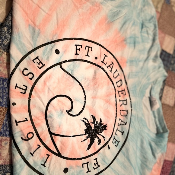 Pastel colored tie-dye T-shirt - Picture 1 of 3